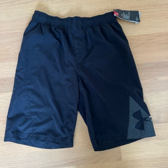 Under Armour Other - Under Armour Short Youth Large Headgear Loose  Interior Drawstring NWT